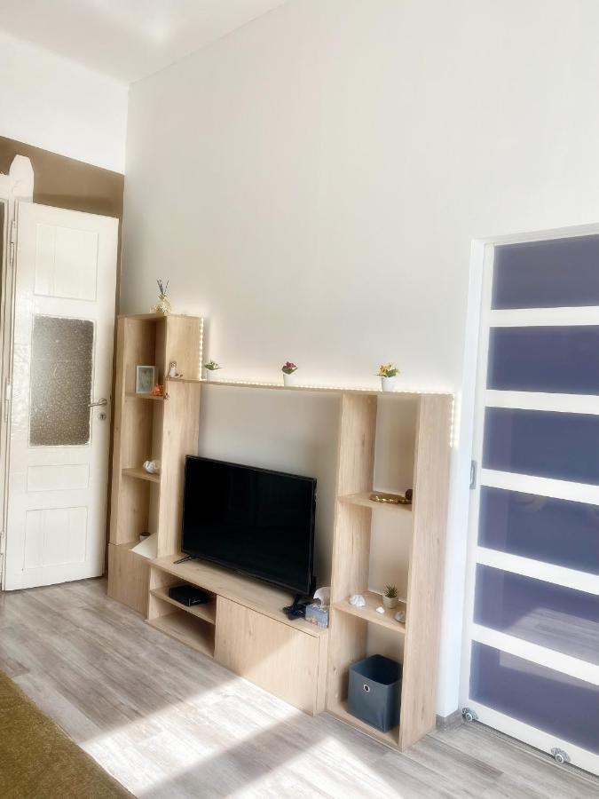 Pihi-Lak Apartman Siofok Exterior photo